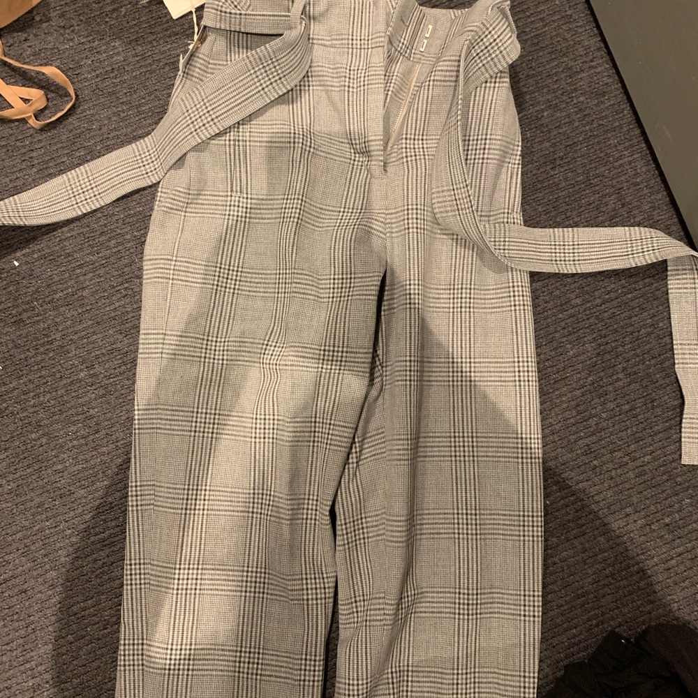 Plaid grey pants